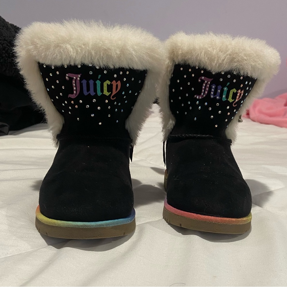 Girls Juicy Couture boots